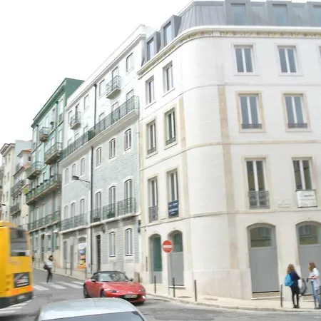 Navegantes Apartment - 19Th Century Building Διαμέρισμα *