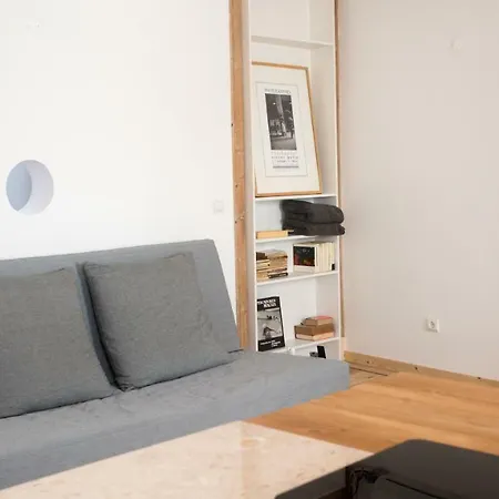 Navegantes Apartment - 19Th Century Building